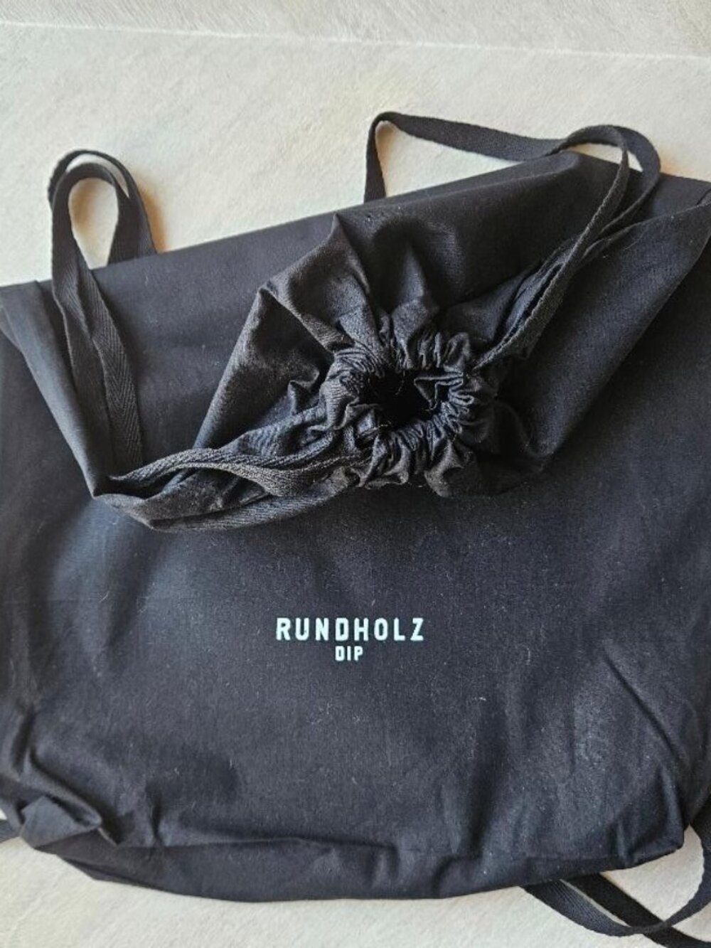 Rundholz Drawstring Dust/Gym Bag New